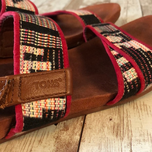 TOMS sandals - Picture 15 of 16
